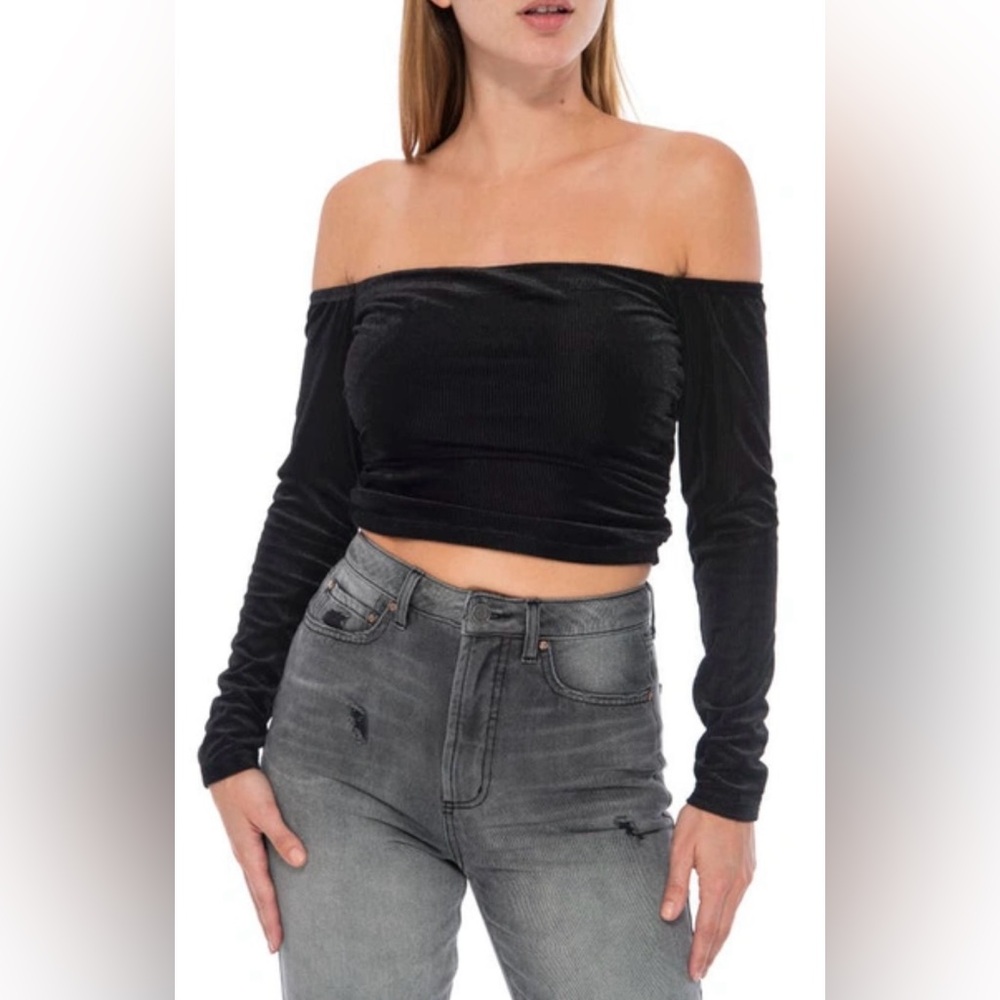Black Off-Shoulder Velvet Top from AFRM